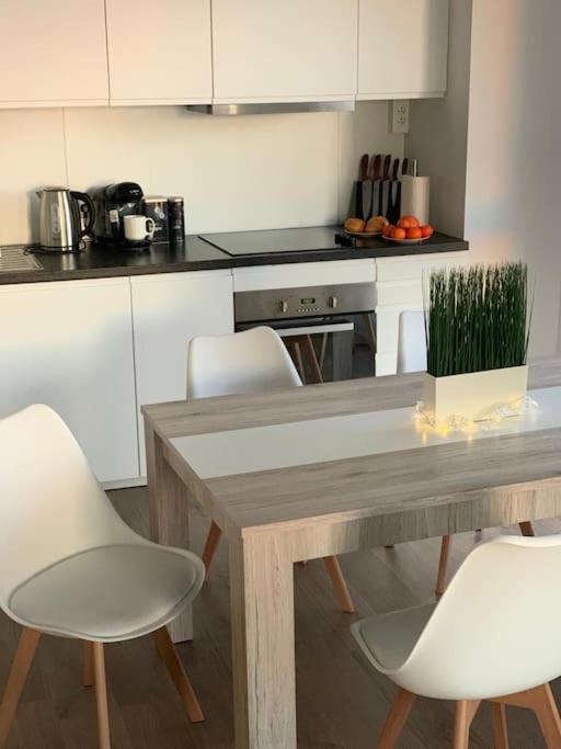 Appartamento Pourquoi Notre T3 Avec Parking Est Pour Vous ? Lilla Esterno foto