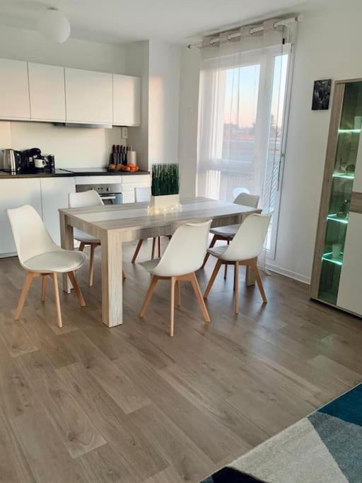 Appartamento Pourquoi Notre T3 Avec Parking Est Pour Vous ? Lilla Esterno foto
